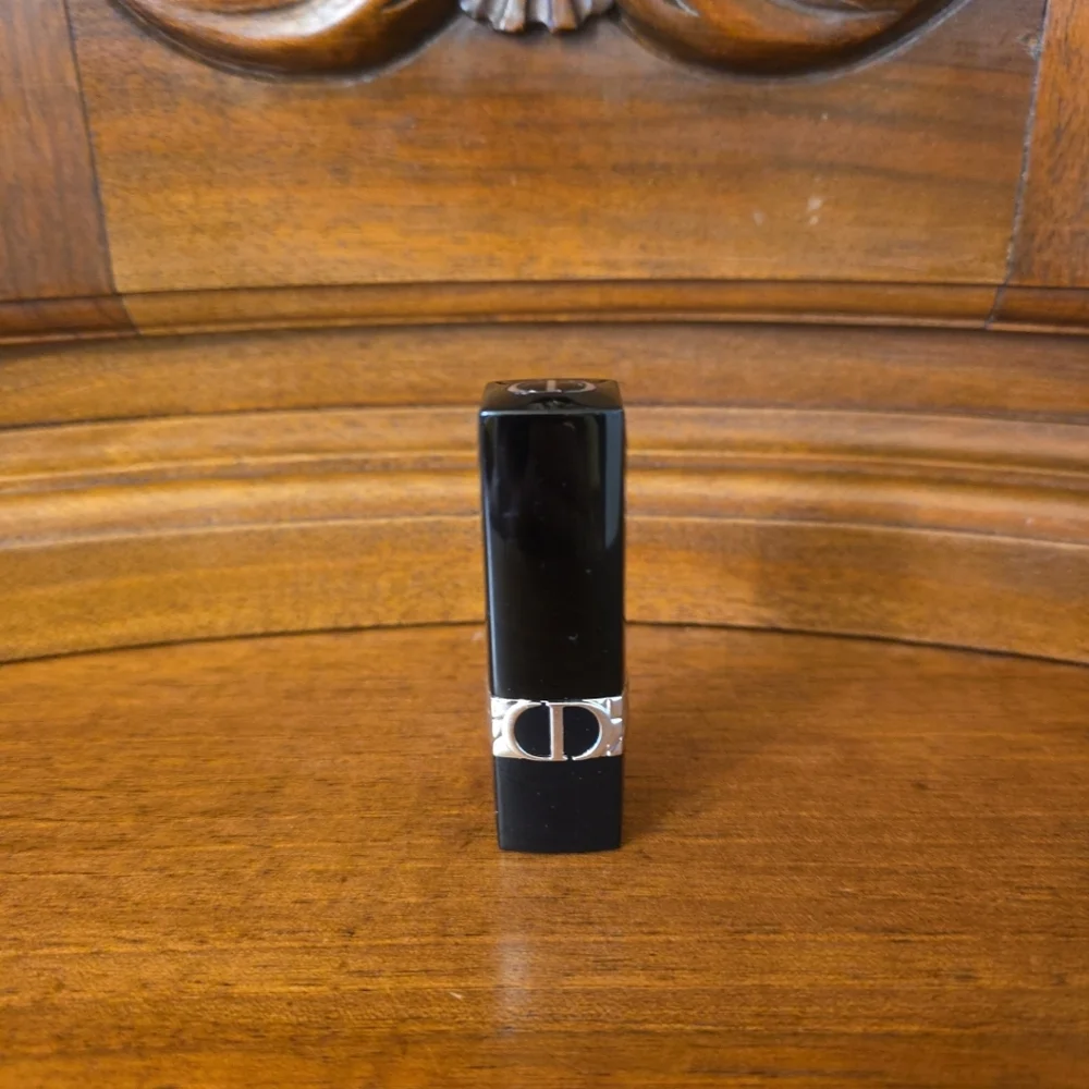Dior Rouge Dior Velvet In Color 965 (Rouge Fortune)--Limited Edition--NWOB - Picture 2 of 7